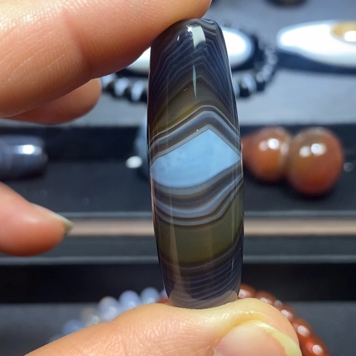 玛瑙/玉髓未镶嵌挂件