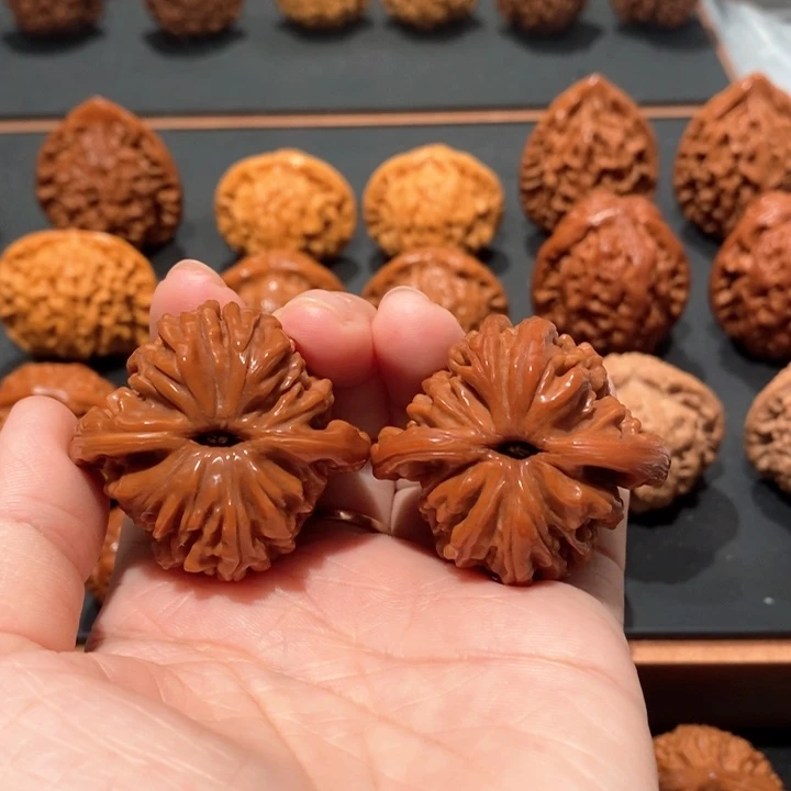 文玩核桃吊坠T**.楼子1390