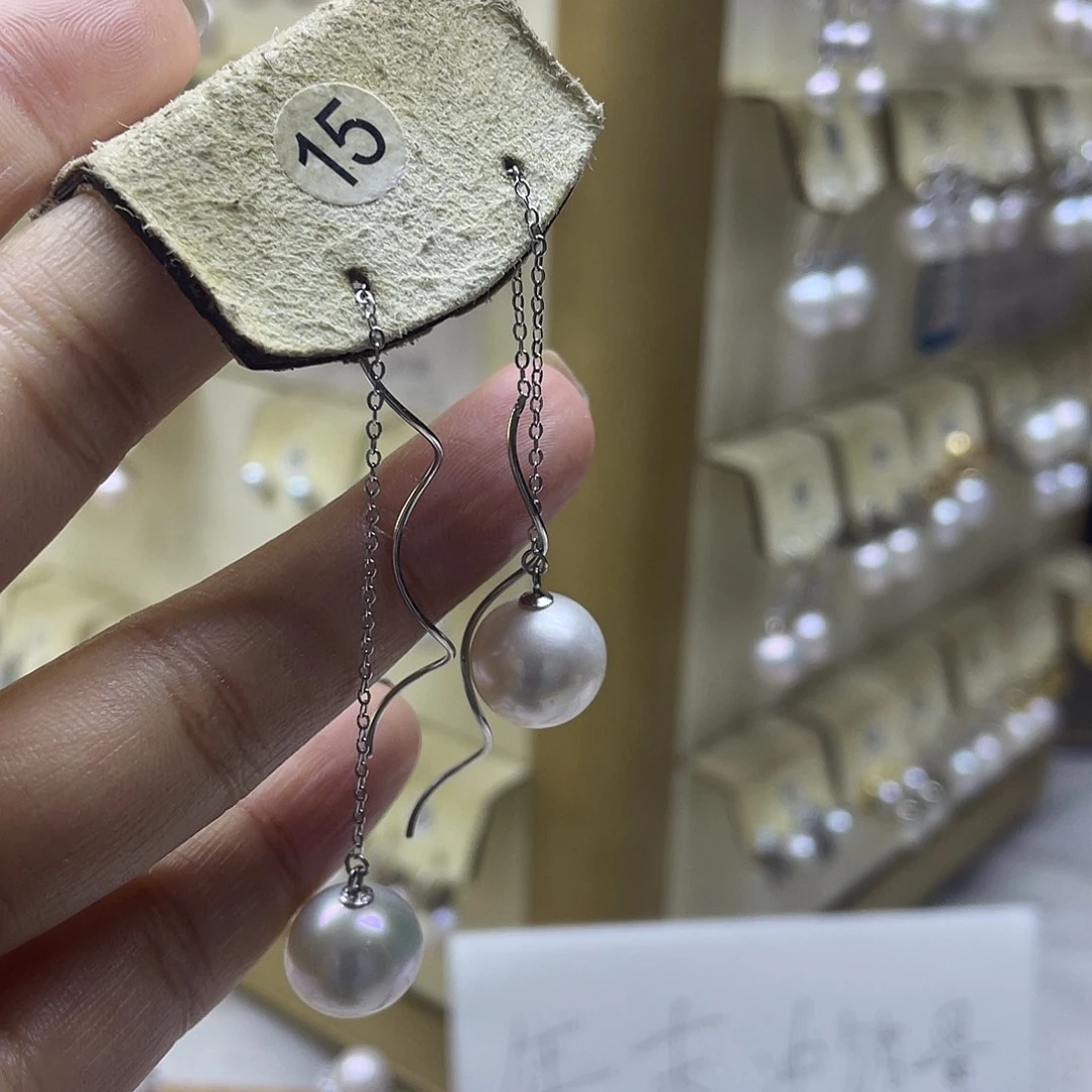 银S925镶嵌耳饰淡水珍珠