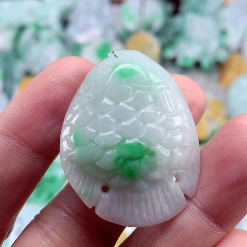 【闪购商品】翡翠吊坠(不含链)未镶嵌