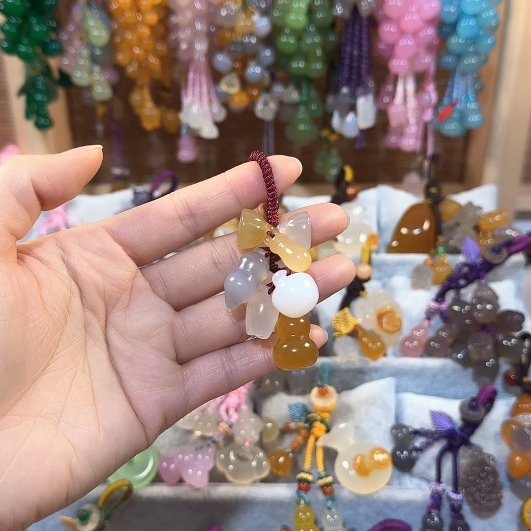 玛瑙/玉髓未镶嵌钥匙挂件福利款通货料子不挑但带有包容点