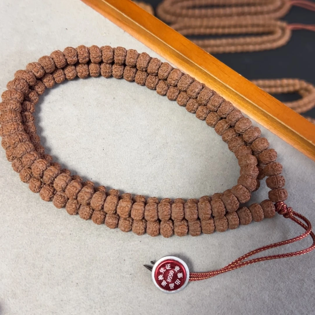金刚菩提手串平细108尺寸8.2
