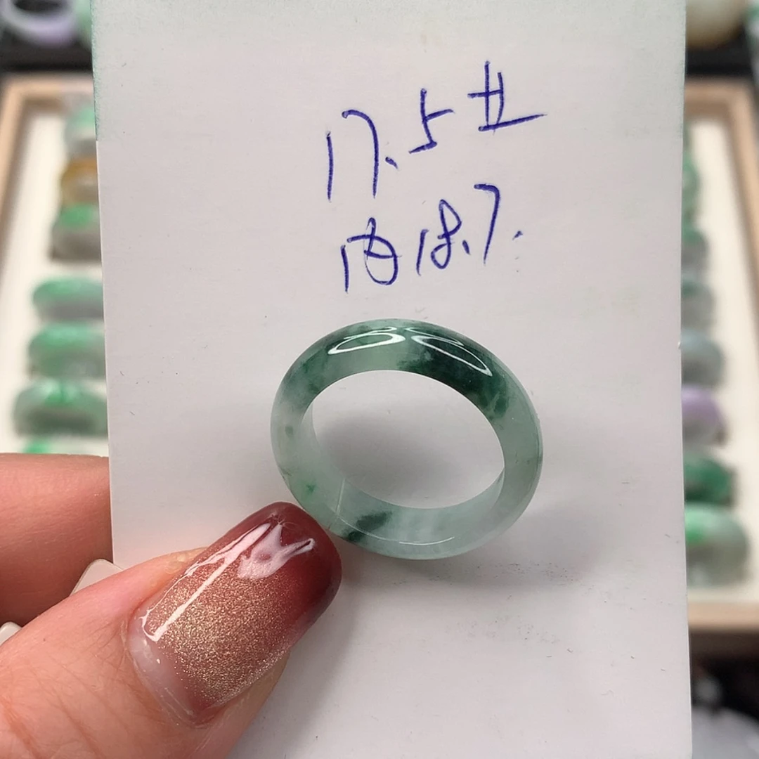 【闪购商品】翡翠戒指未镶嵌17.5圈