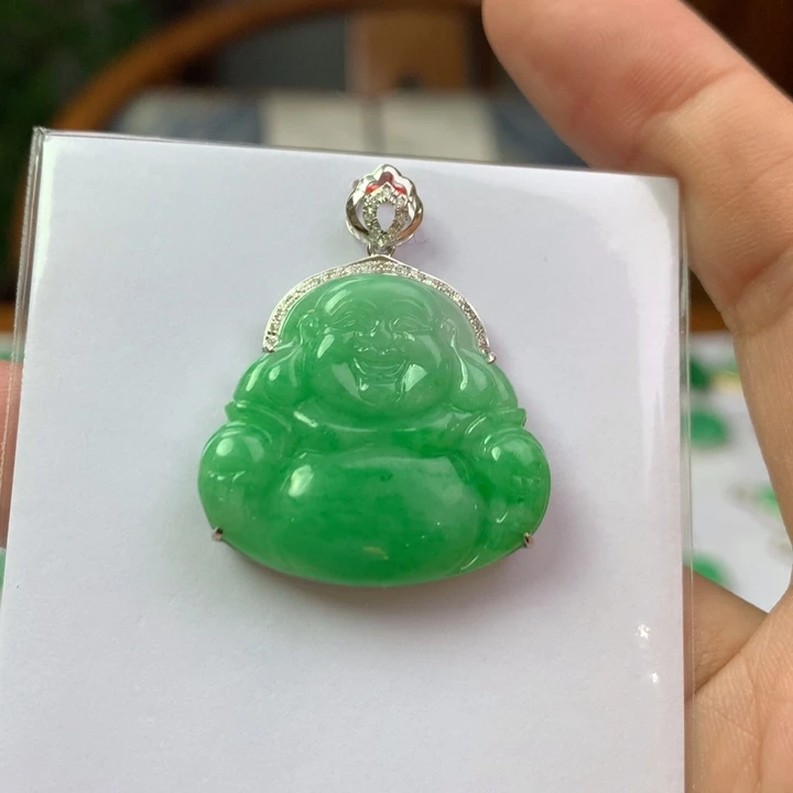 翡翠18K金镶嵌颈饰翡翠吊坠