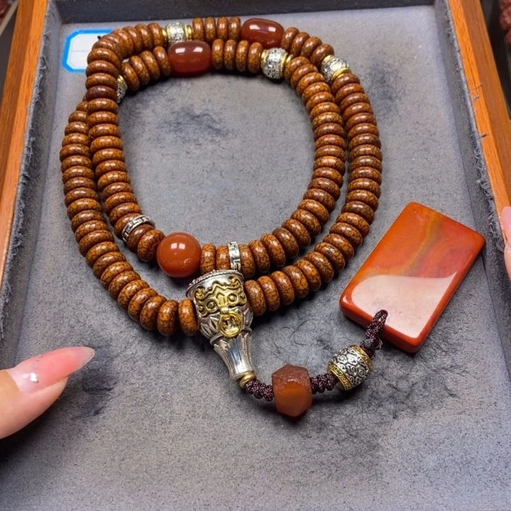 星月菩提吊坠菩提