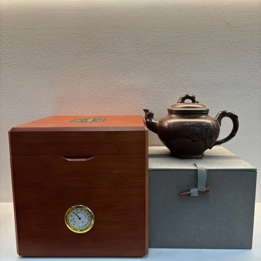 慕子-文化——《冰岛五寨普洱生茶礼盒装(200克)》+龙血砂刻绘报春