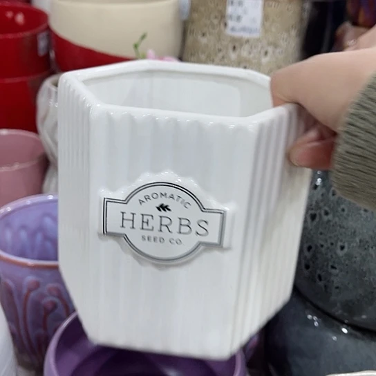 多肉绿植陶瓷花盆9.9包邮，有孔