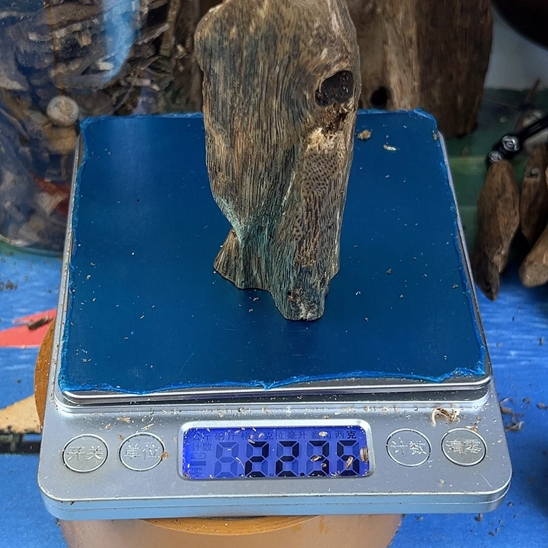 香料绿奇楠虫漏白棋22克