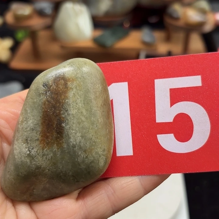 和田玉（糖玉）未镶嵌挂件