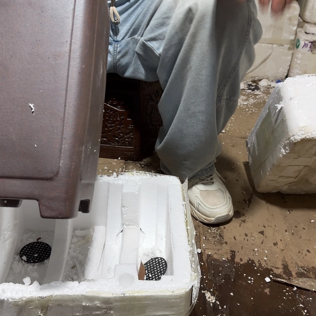 花盆紫砂瑕疵是不