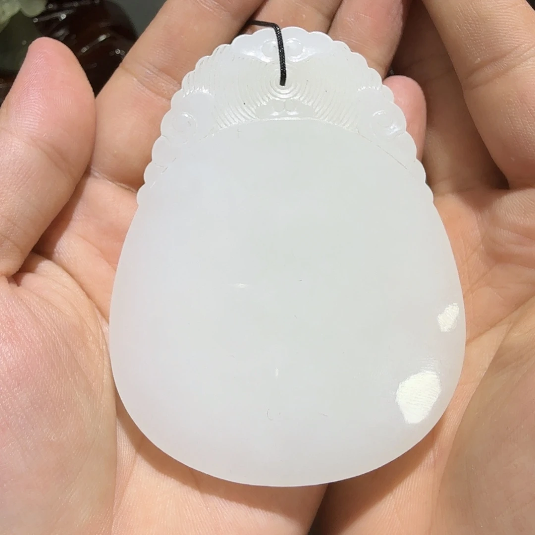 D***哥和田玉未镶嵌挂件