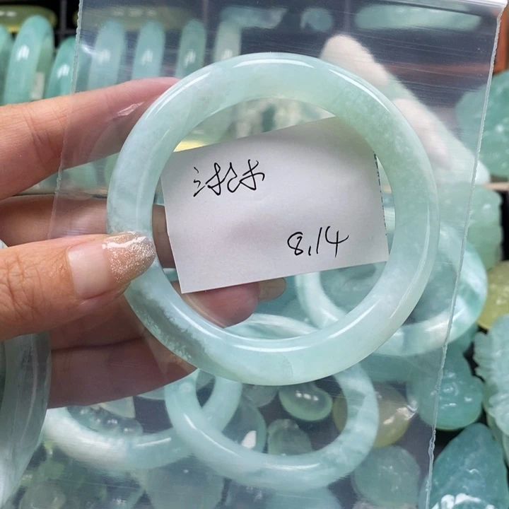蛇纹石玉未镶嵌手镯沐*