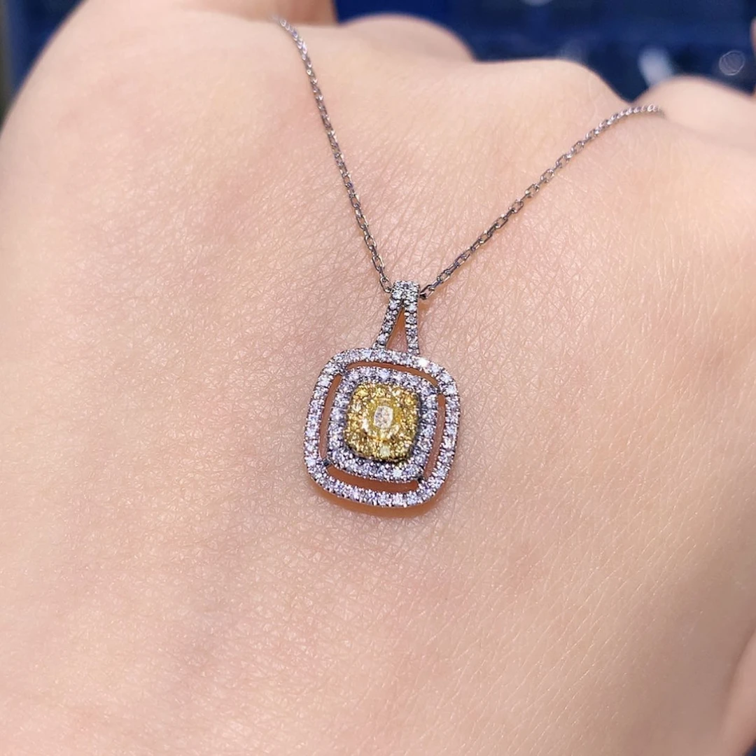 【闪购商品】钻石颈饰18K金镶嵌项链