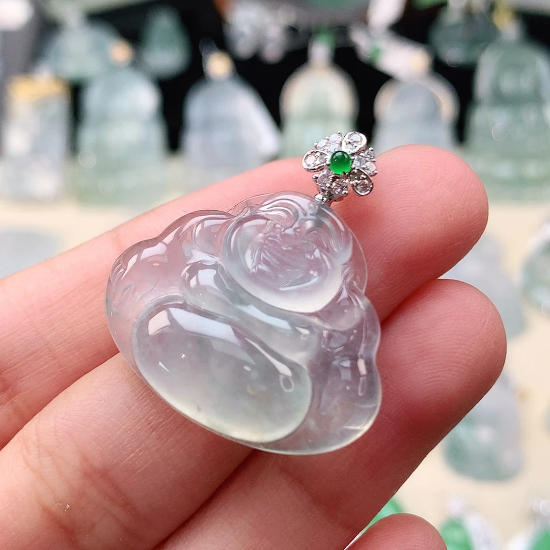 翡翠18K金镶嵌颈饰佛公