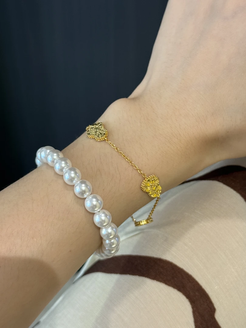 黄铜仿珍珠手链 轻奢气质简约百搭仿珍珠手链
