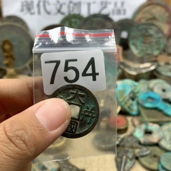 铜美***头现代文创工艺品