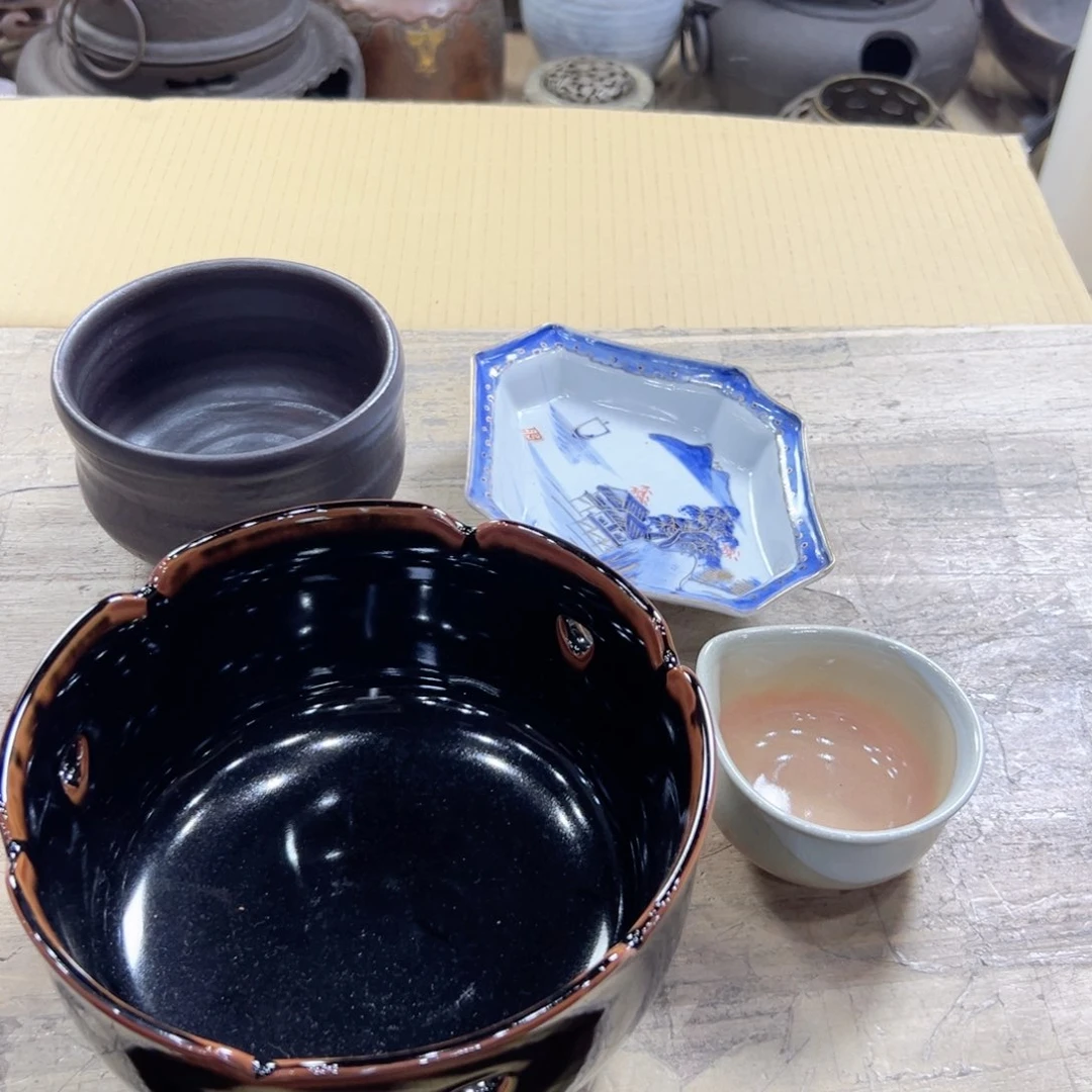 瓷片陶瓷和金属表面涂了