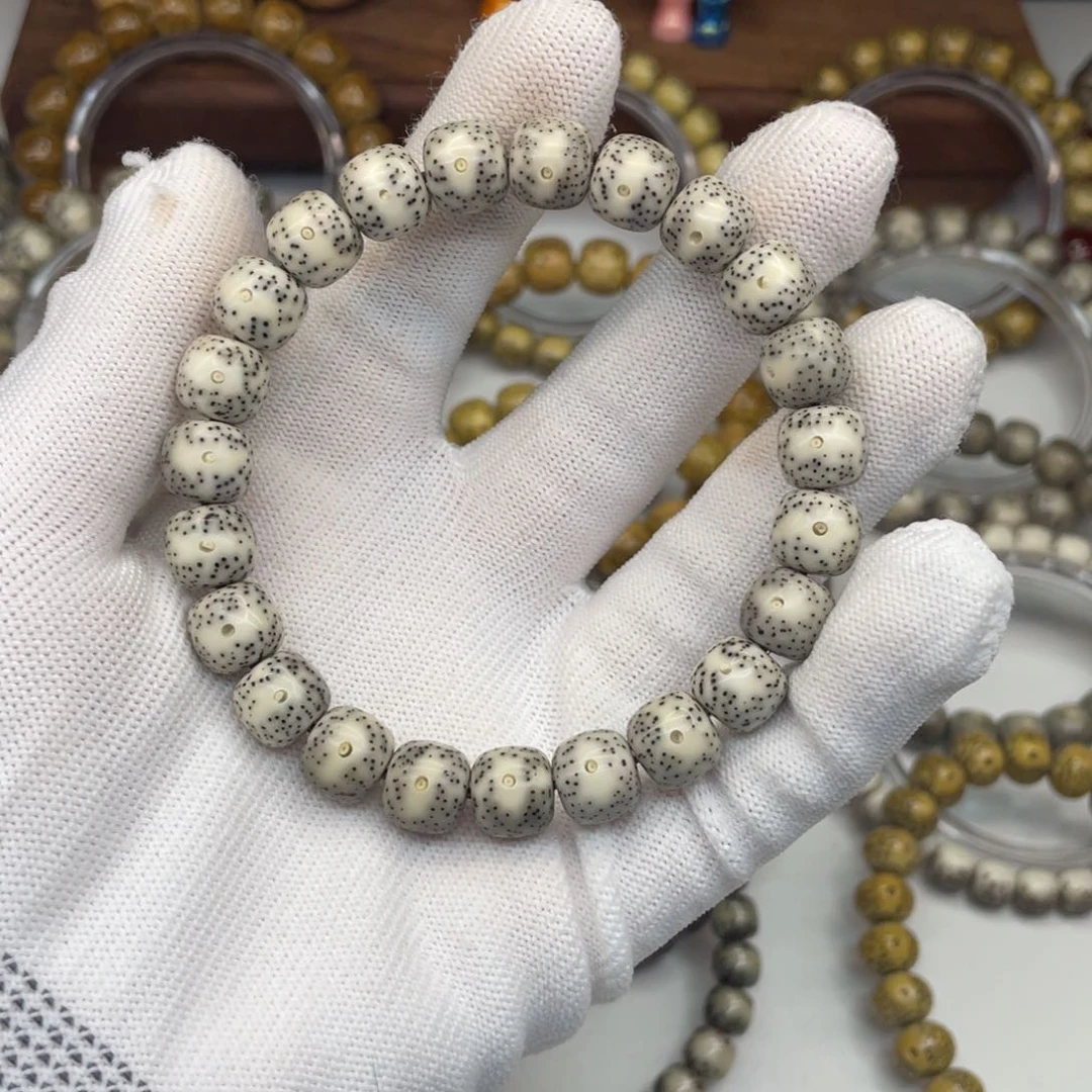 星月菩提手串10×9石玉料双留白A07