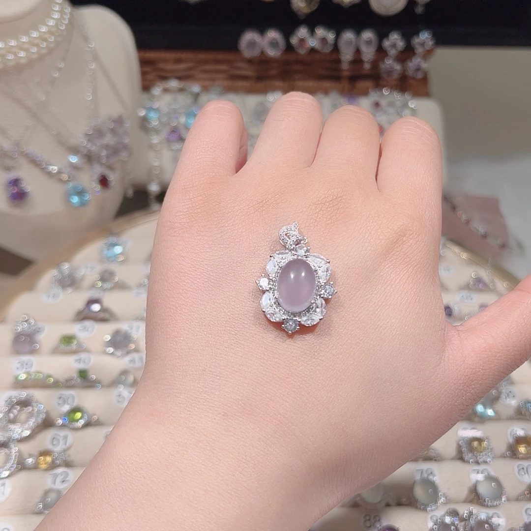 娇***p颈饰芙蓉石银S925镶嵌