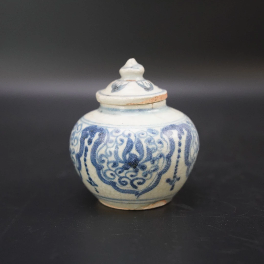 Lot.25110441空白期青花花卉纹盖罐 高：约8.5cm