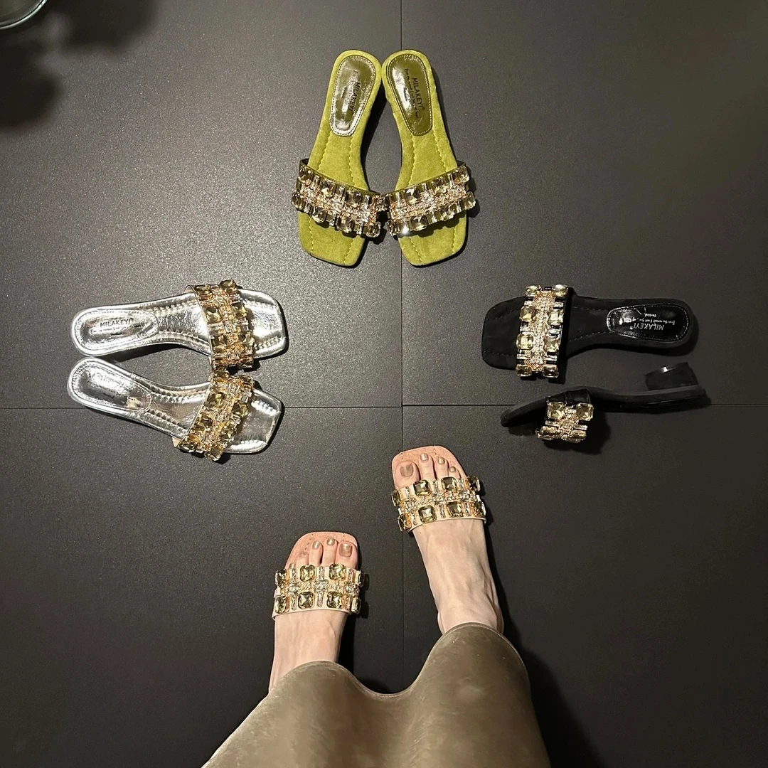 轻奢鞋子~绝美水钻凉拖鞋女夏外穿2025新款爆款时尚百搭气质跟鞋
