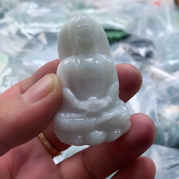 翡翠未镶嵌颈饰保真天然a货翡翠