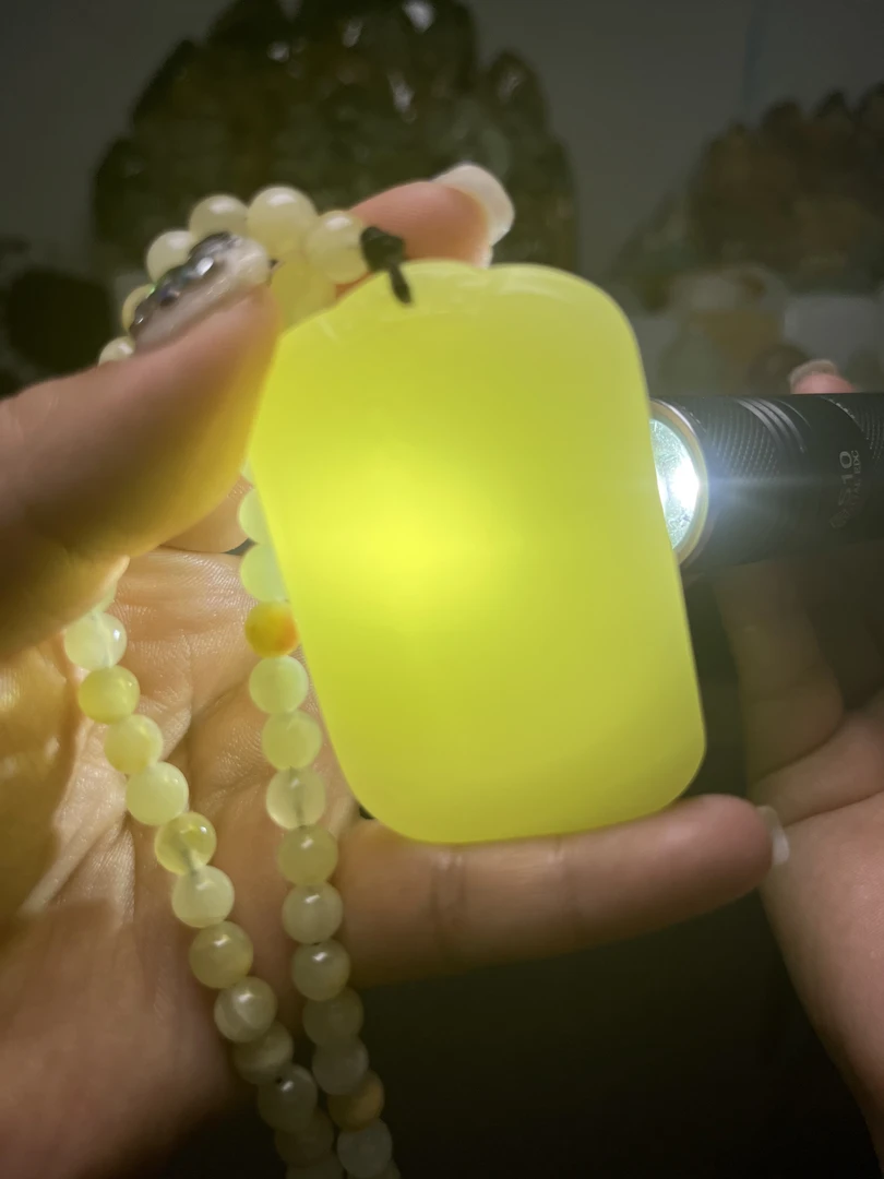 新疆和田玉 黄口料 平安无事牌 和田玉黄口料平安牌