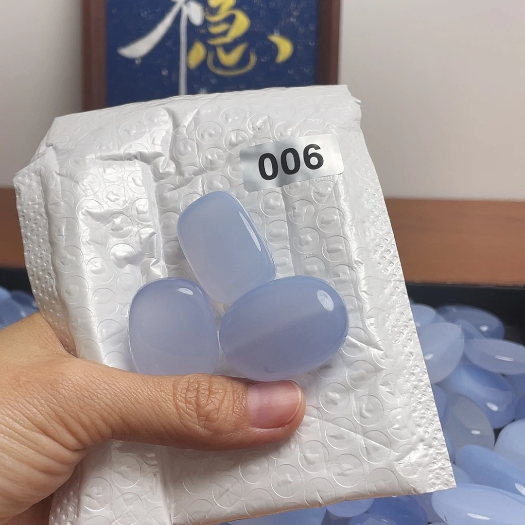玛瑙/玉髓未镶嵌珠宝奇石