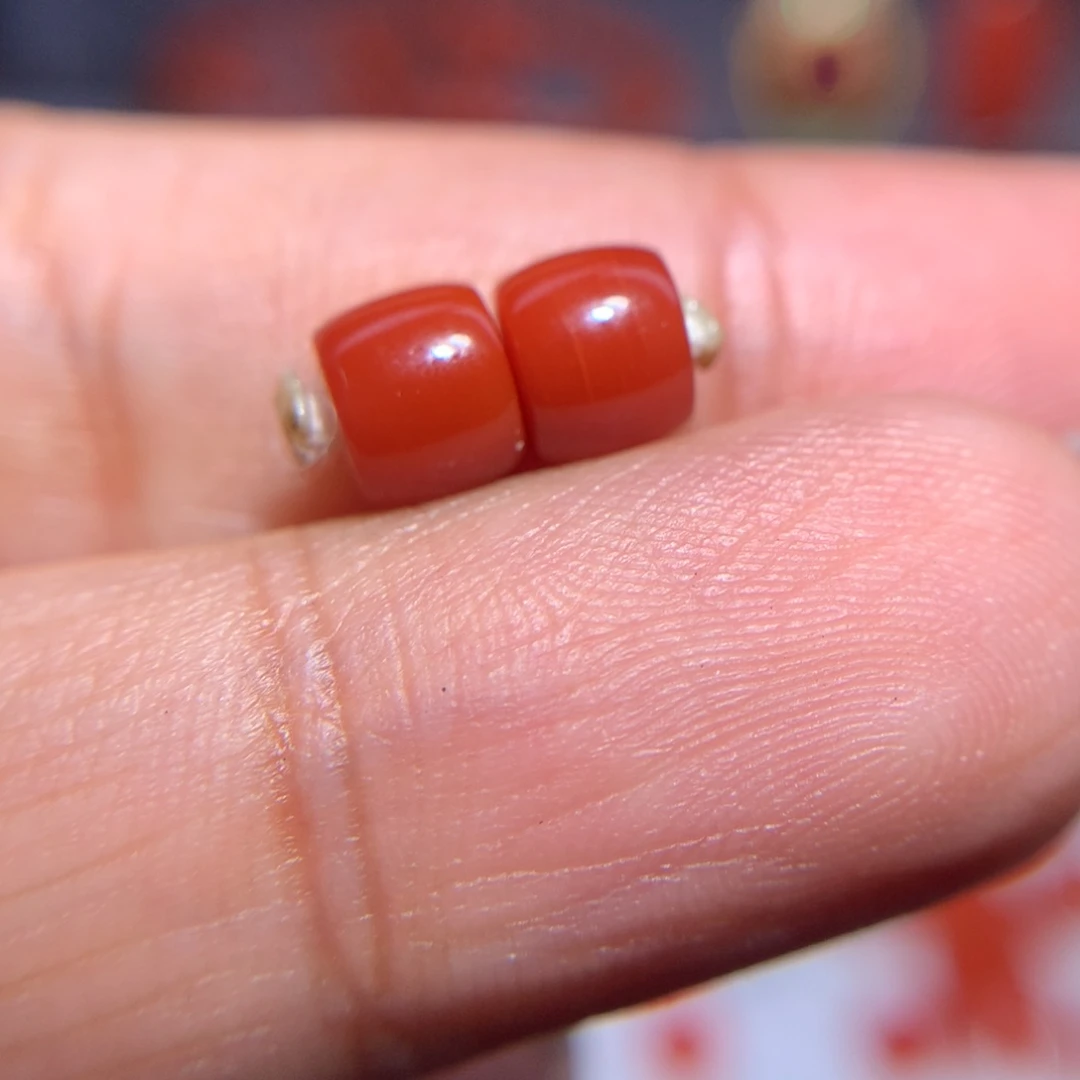 南红玛瑙直切对珠6×5未镶嵌微纹