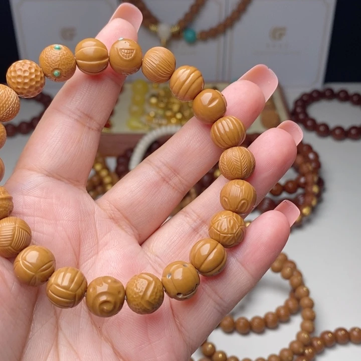 行***。猴头核桃吊坠福利