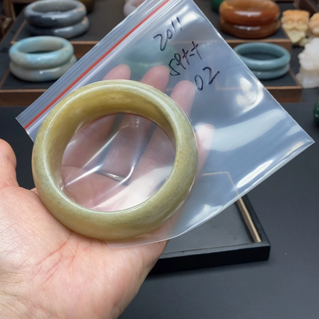 石英质玉手镯未镶嵌用****9