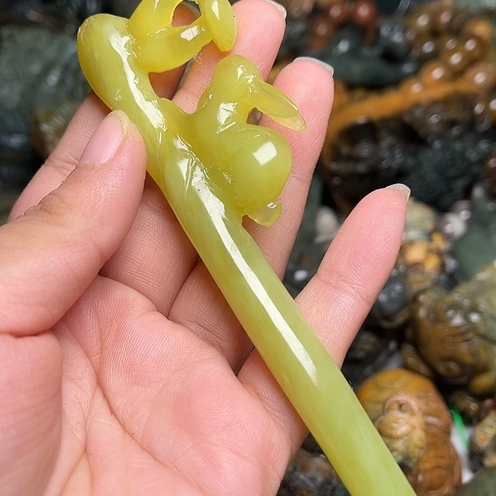 岫岩河磨玉（透闪石质玉）未镶嵌挂件