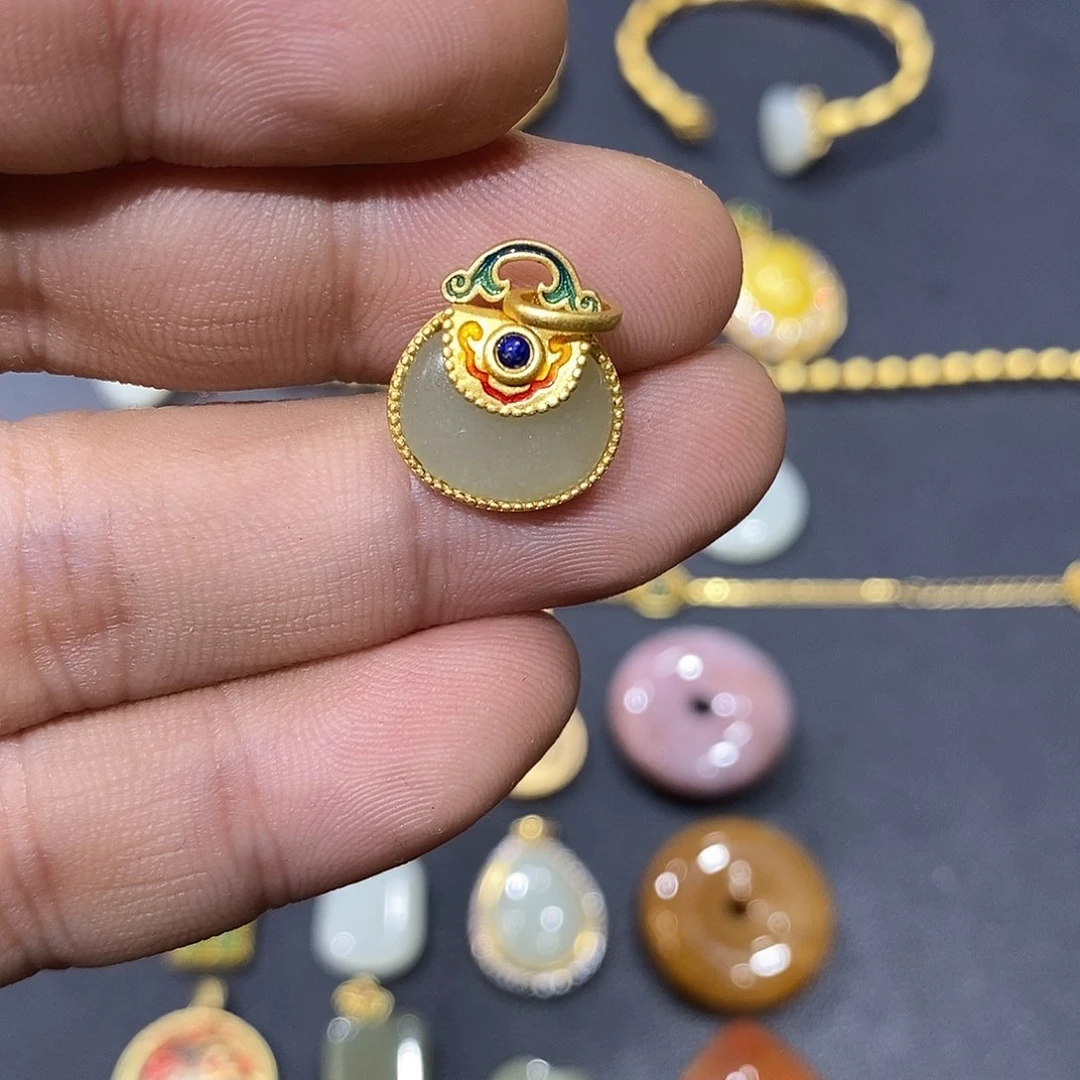 和田玉银S925镀金镶嵌颈饰