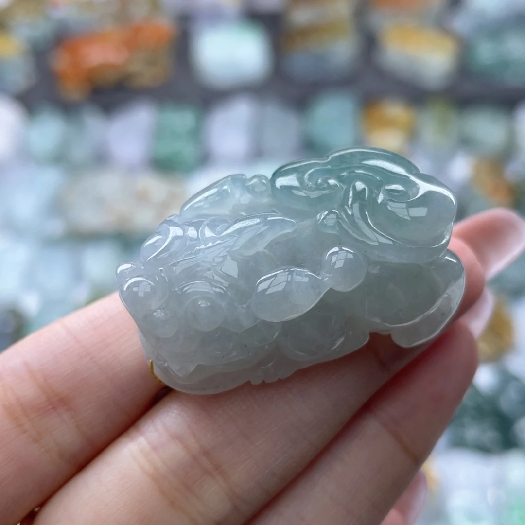 颈饰未镶嵌翡翠貔貅