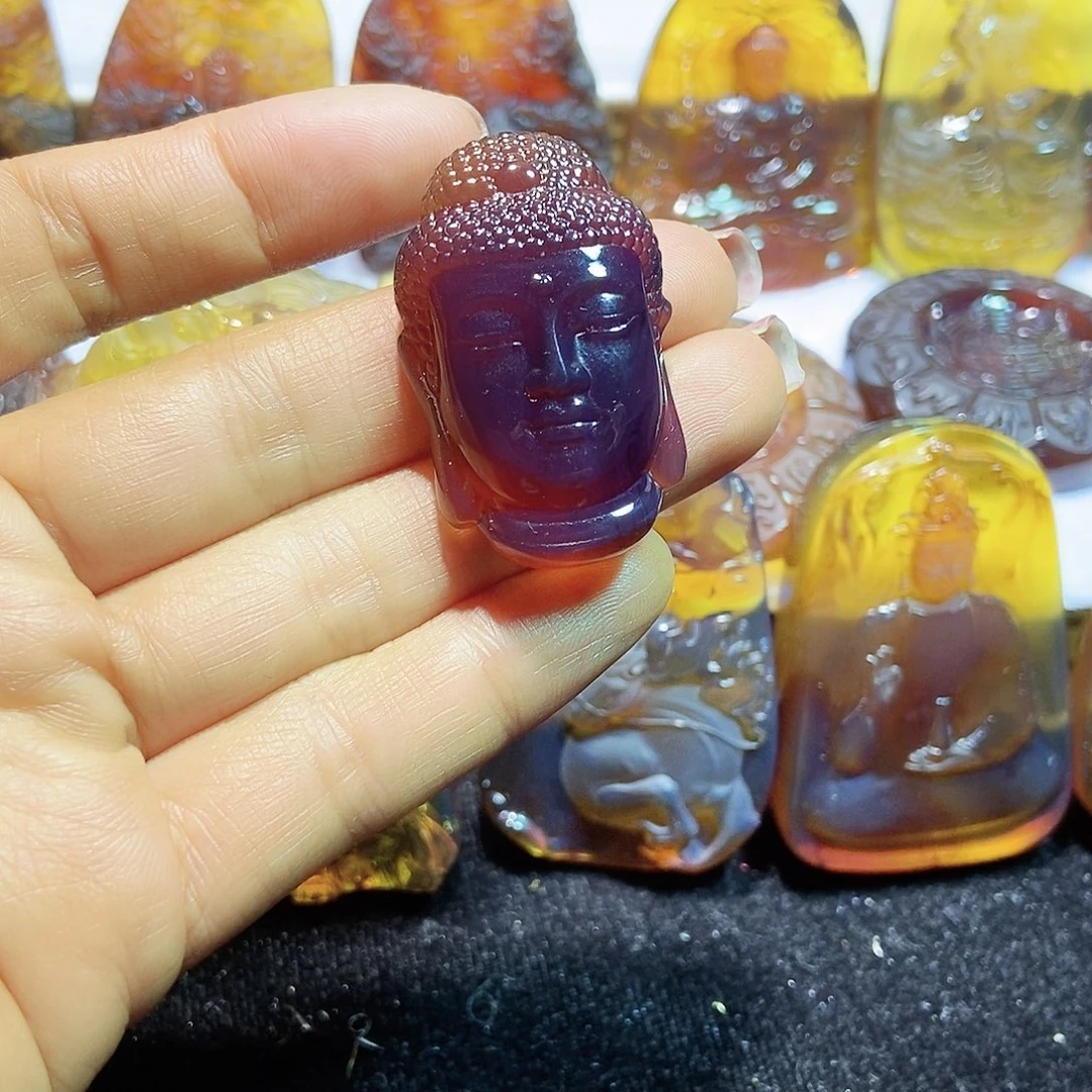 琥珀颈饰未镶嵌佛头