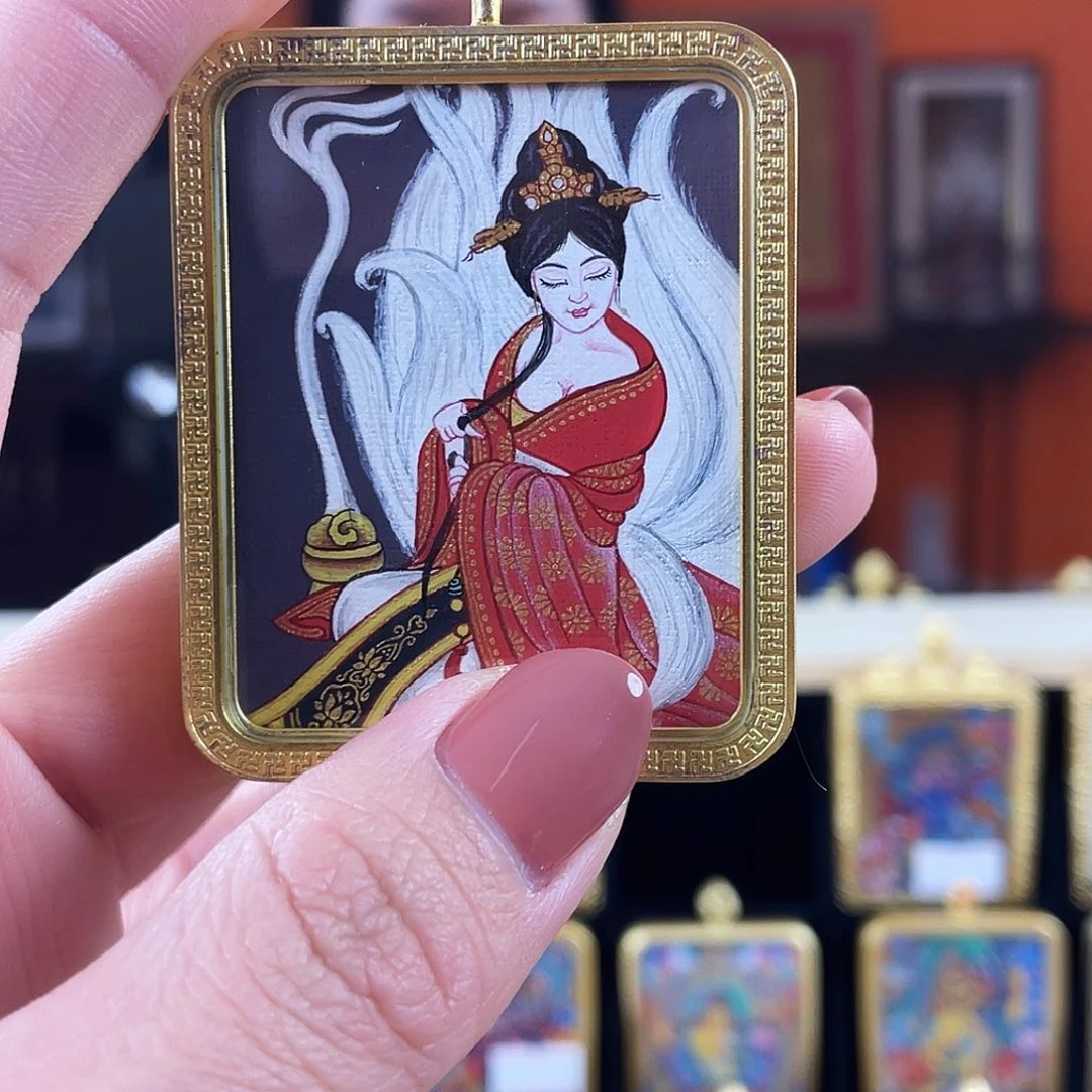 吊坠热贡纯手绘小狐狐