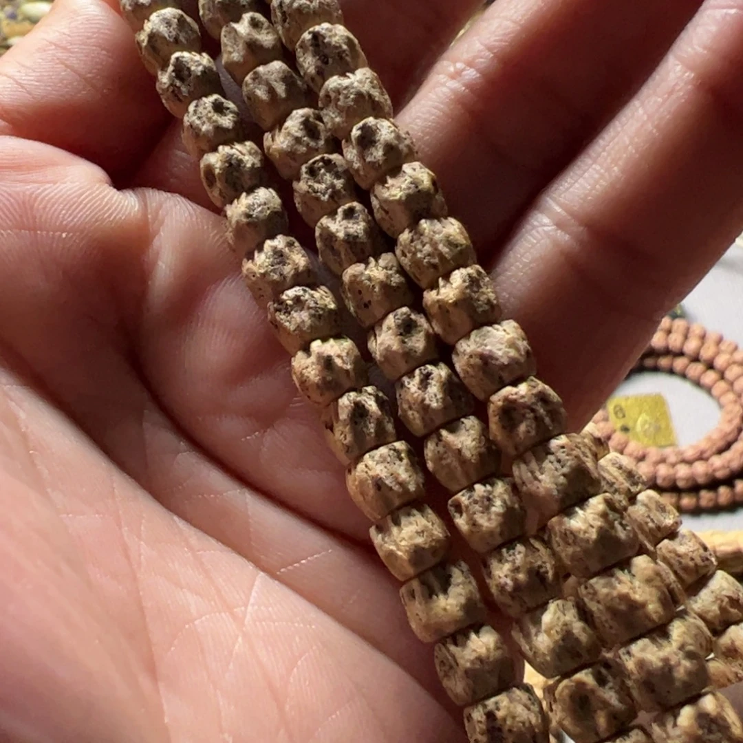 吊坠柏香籽/百香籽A2