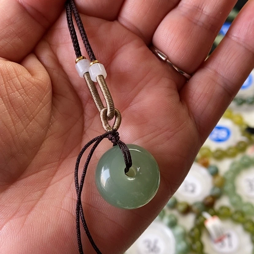 【闪购商品】未镶嵌蛇纹石玉手链卡20