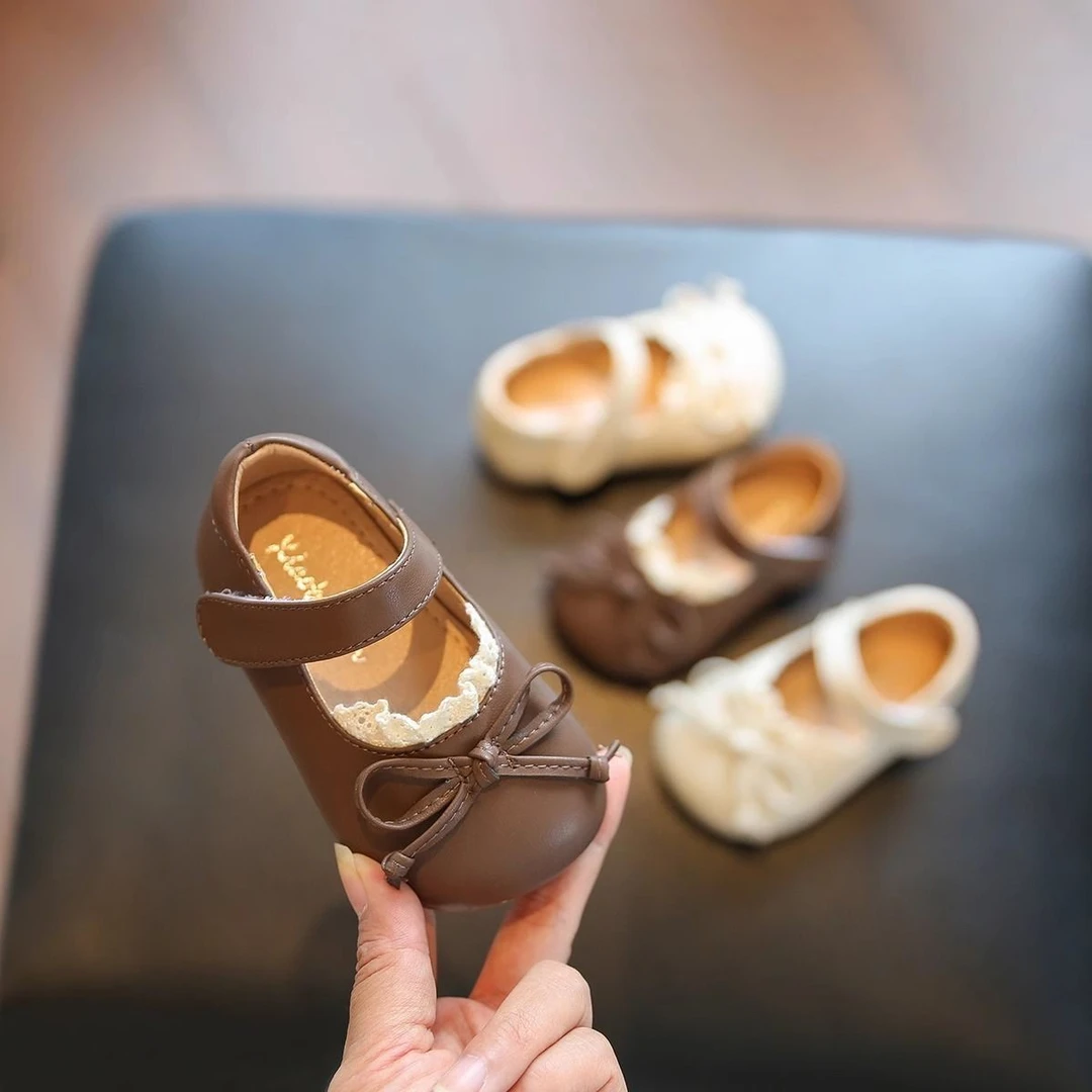 15-25码春秋软底公主鞋宝宝鞋子春款女宝单鞋洋气女童皮鞋婴儿鞋