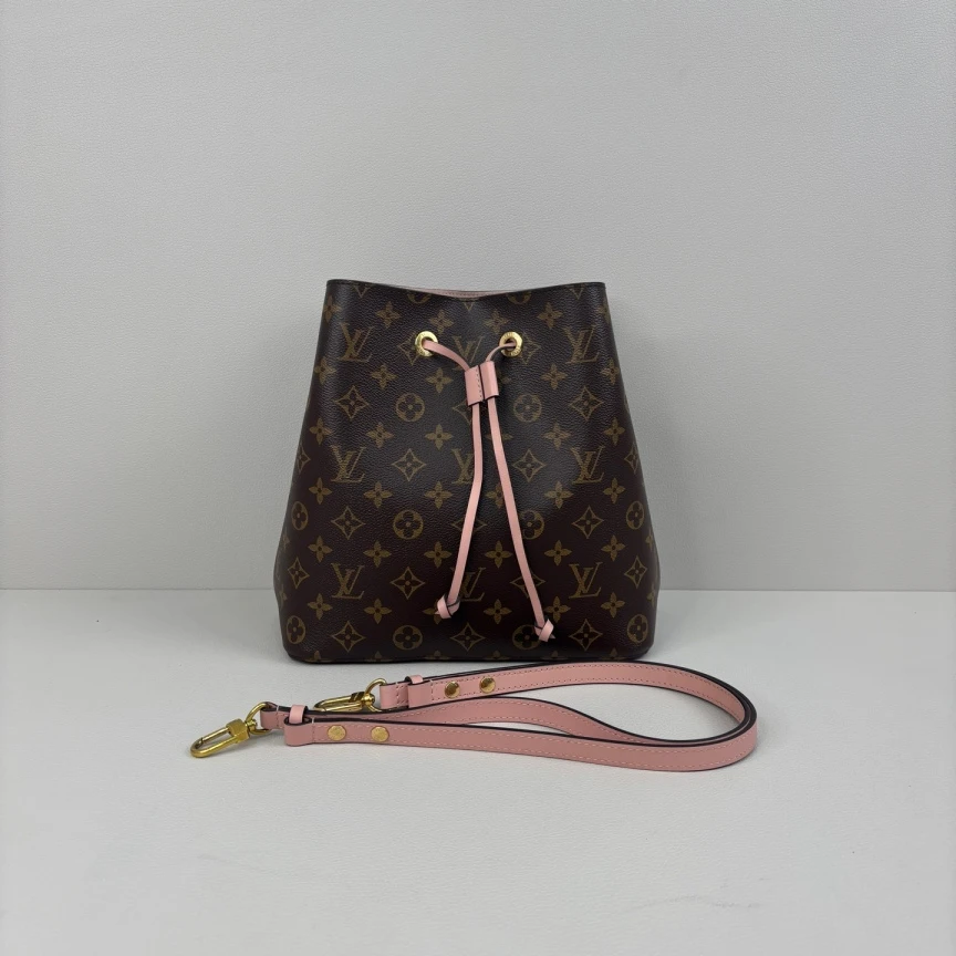 95新 LouisVuitton/路易威登 老花粉桶 18年 斜挎单肩包 5473