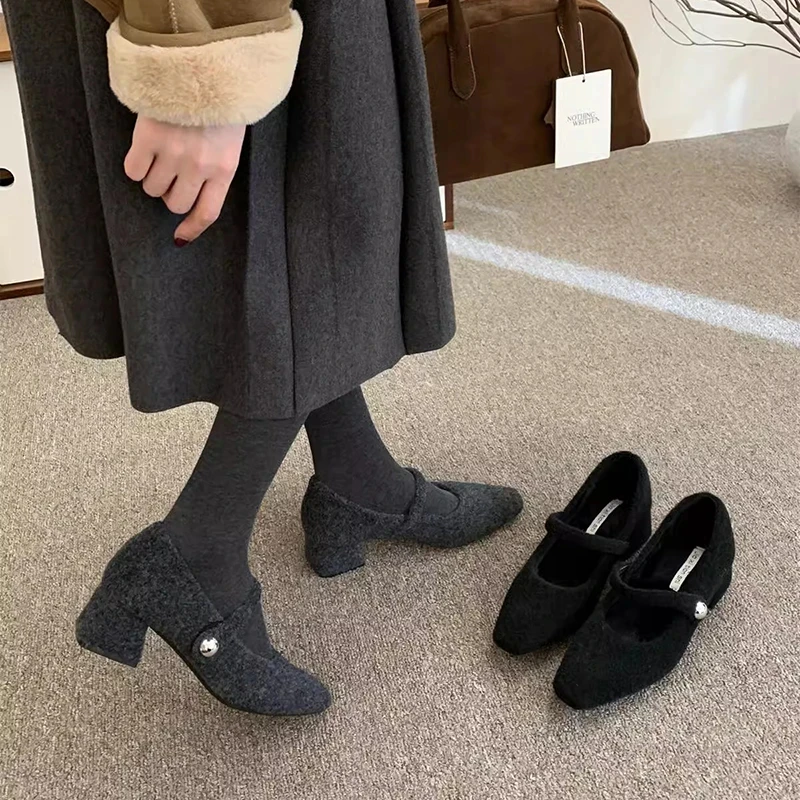 方头呢子灰色粗跟单鞋女冬季款法式气质加绒晚晚粗跟玛丽珍毛毛鞋