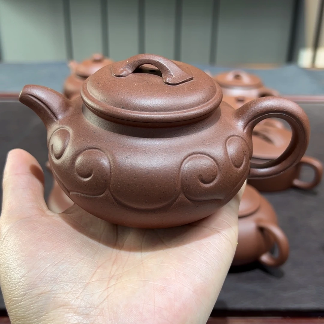 独**待宜兴紫砂壶泡茶喝