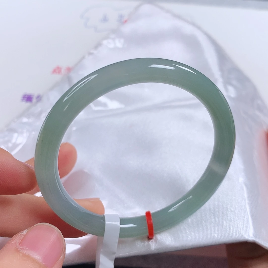 翡翠手镯未镶嵌 圆条①④①