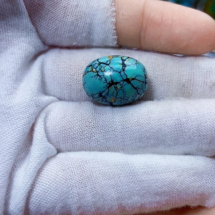 绿松石未镶嵌饰品