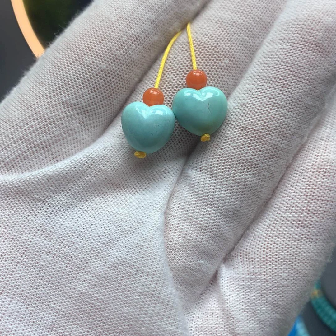 绿松石未镶嵌挂件