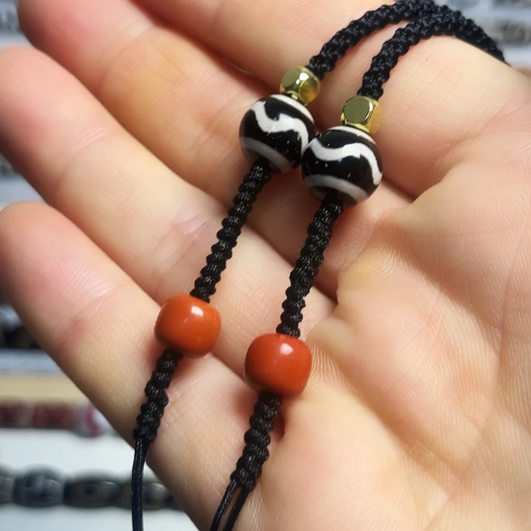 玛瑙/玉髓合金颈饰