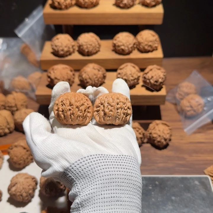 吊坠文玩核桃38开播福利