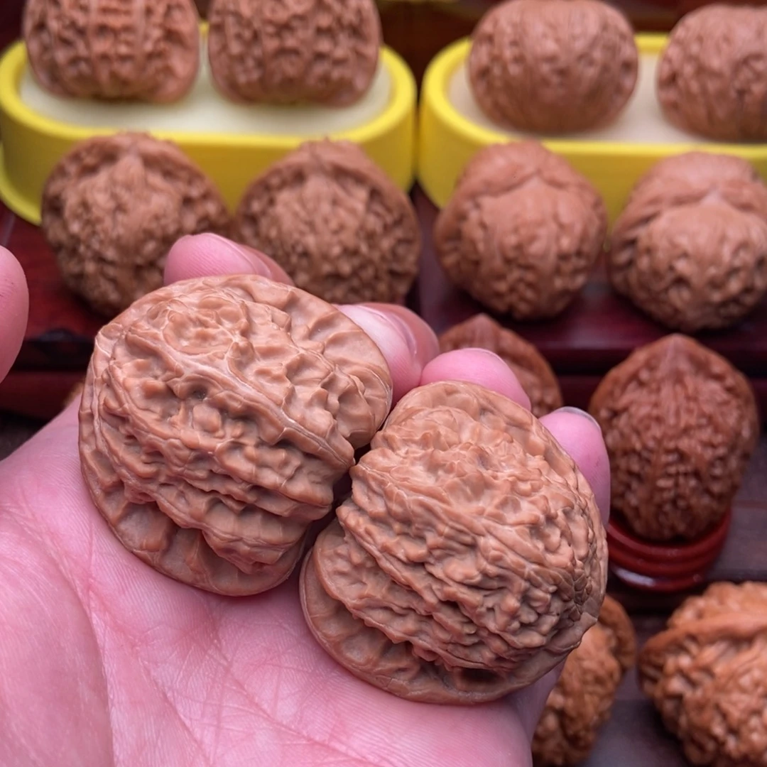 半***道把件文玩核桃精品三角白41