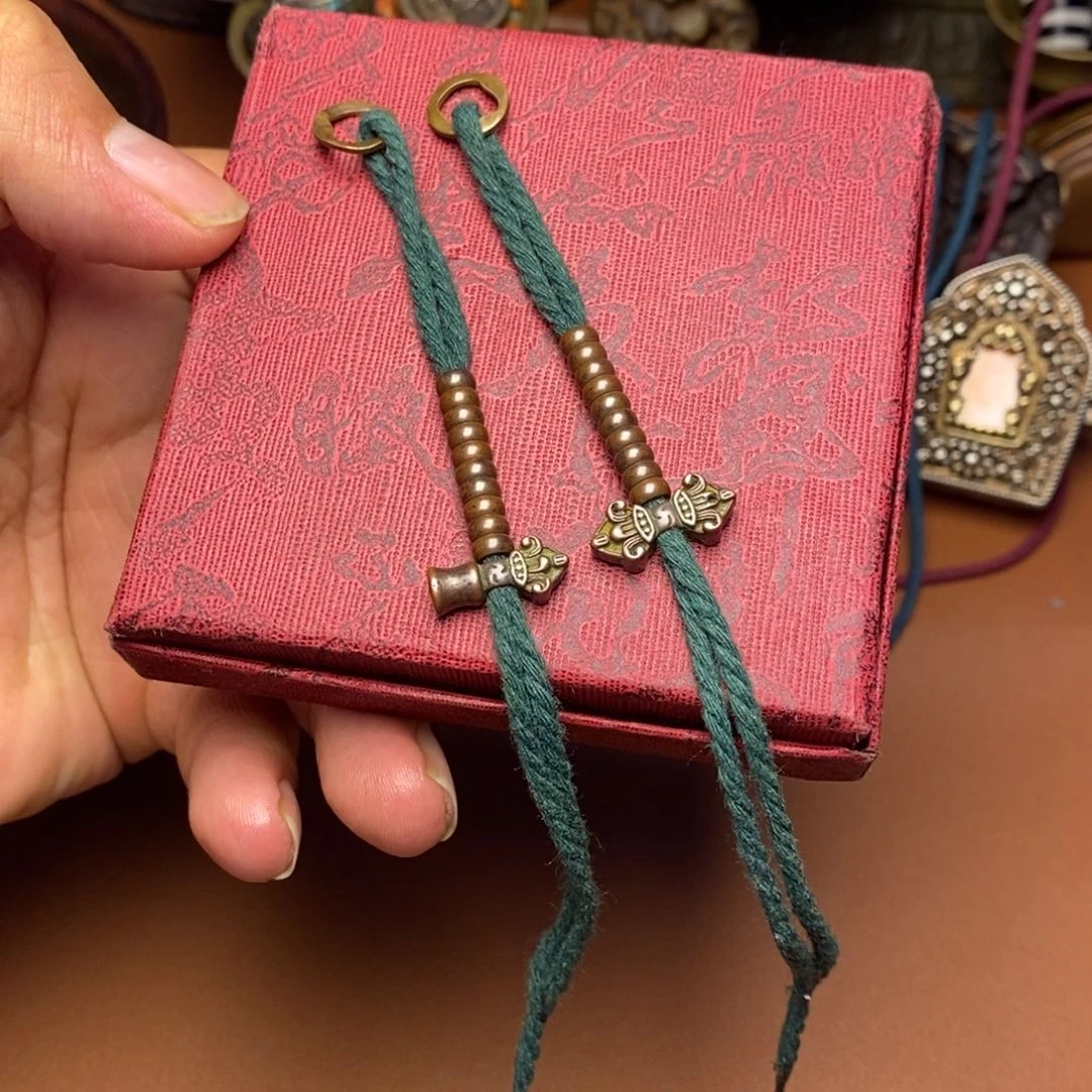 泥塑M****℡藏传牌子……