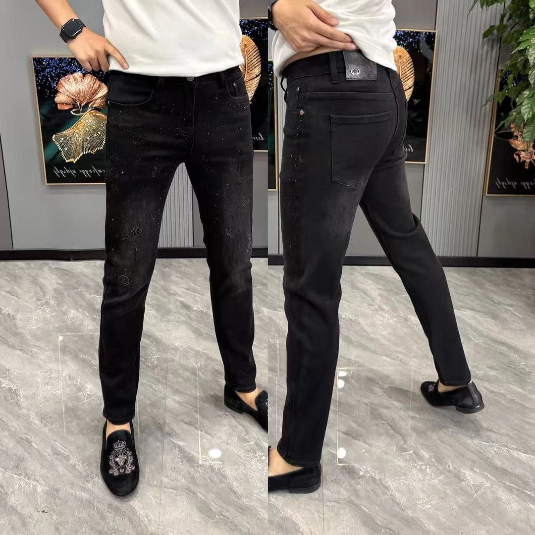 男式秋冬裤子男轻奢修身显瘦小脚裤牛仔裤男款爆款2025新款